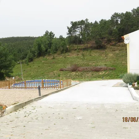 Pereiro Com Piscina 马夫拉